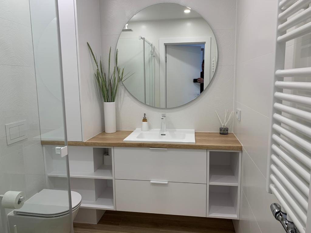 Apartament Nadmorski Z Basenem Klifowa Rewal Exterior photo